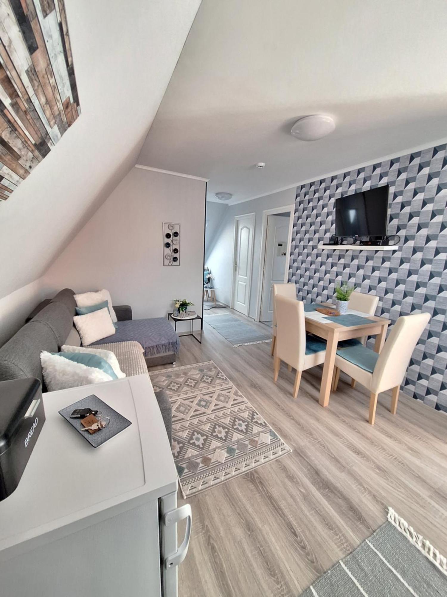 Varfal Apartman II Eger Exteriör bild
