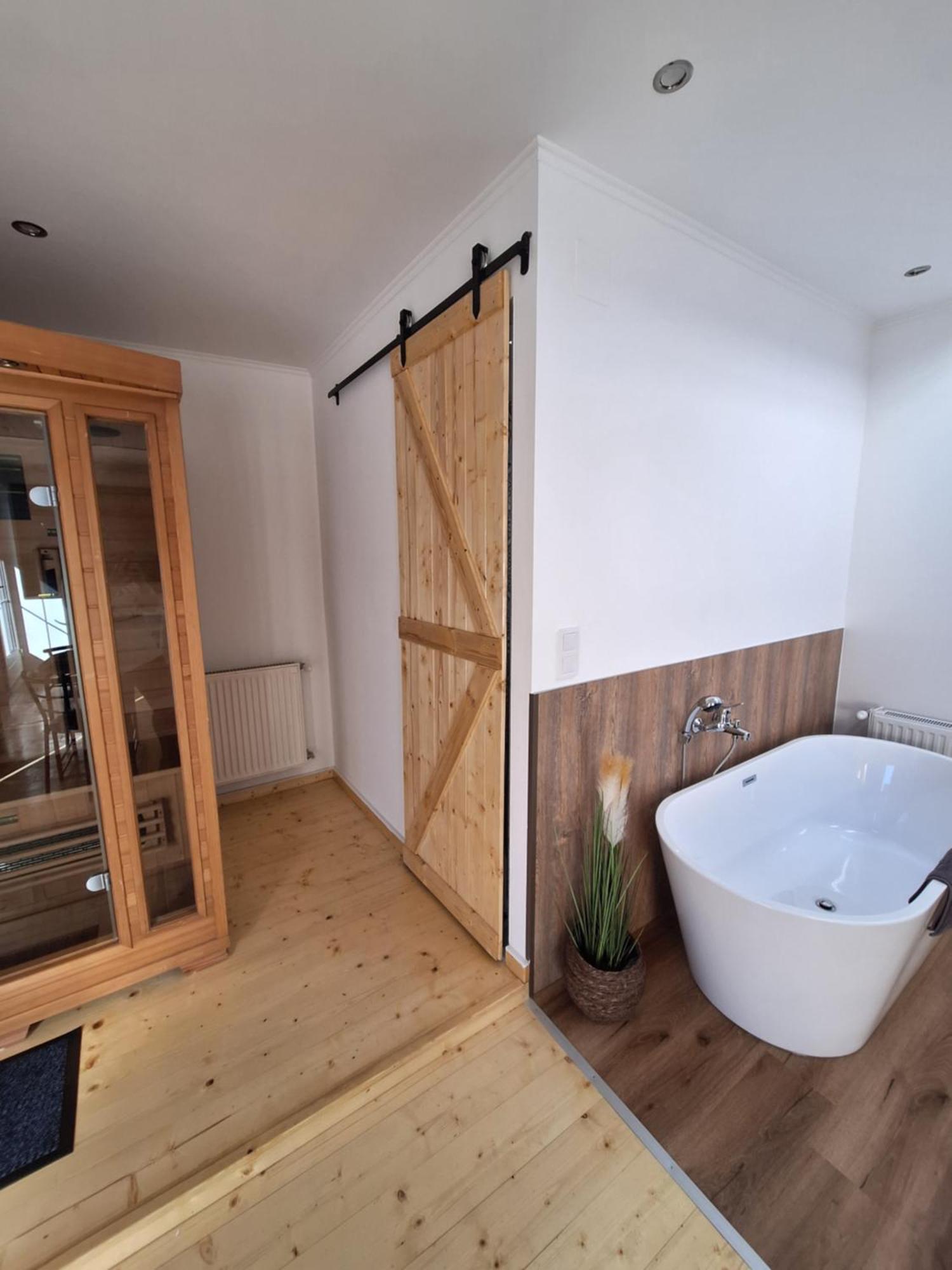 Varfal Apartman II Eger Rum bild